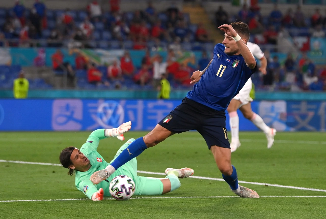 Ciro Immobile i Yann Sommer, Foto: Mike Hewitt/REUTERS