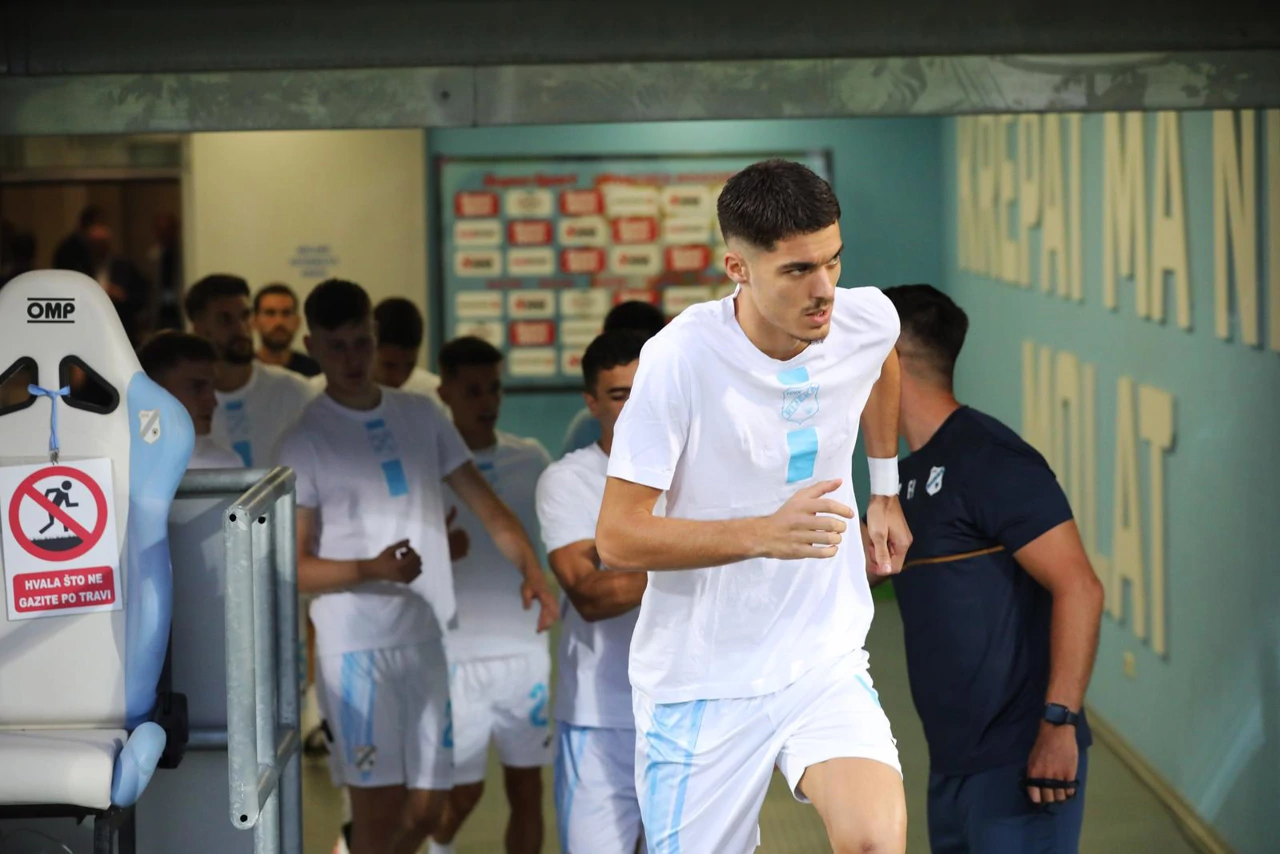 Rijeka - Lokomotiva, zagrijavanje