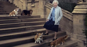 Palača: O korgijima pokojne kraljice Elizabete brinut će se Andrewova obitelj