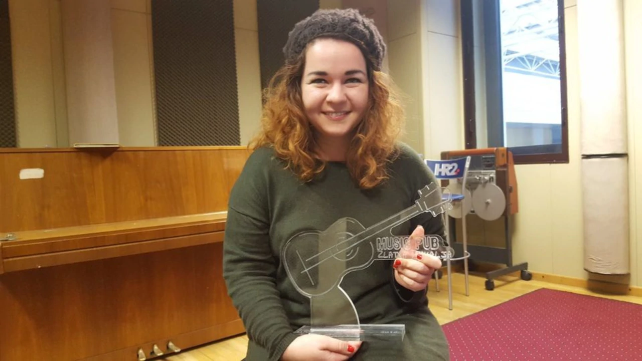 Luce - nagrada emisije Music Pub za kantautoricu 2016. godine