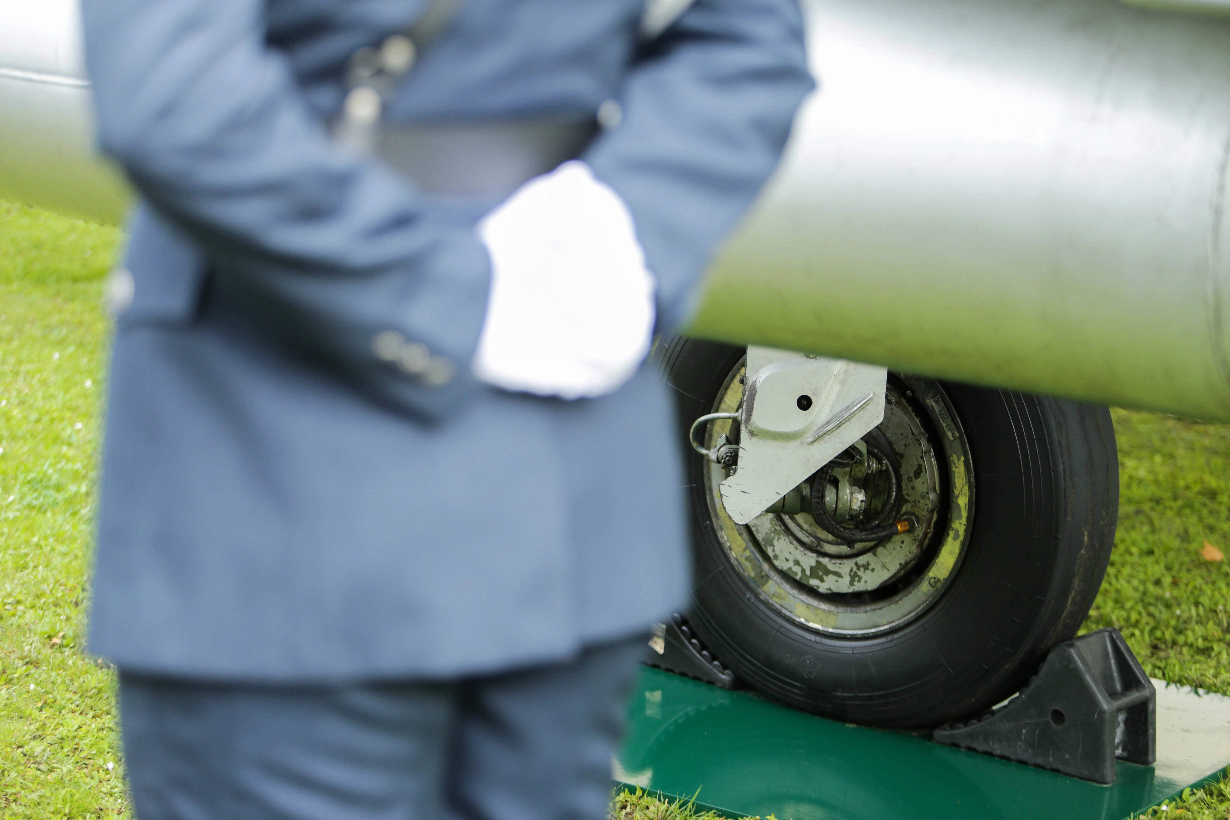 Natječaj za vojne pilote - časnike i časnice