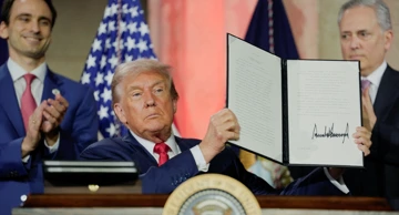 Trump potpisao izvršnu uredbu o umjetnoj inteligenciji