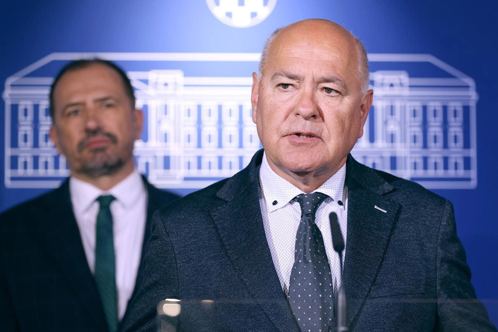 DOMiNO i Suverenisti: Javnost ima pravo znati o deportiranim migrantima