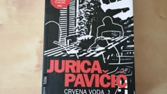 Pavičićev roman "Crvena voda" , izdanje 2017.  