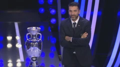 Trofej Eura 2024. i Gianluigi Buffon, Foto: HTV/HRT