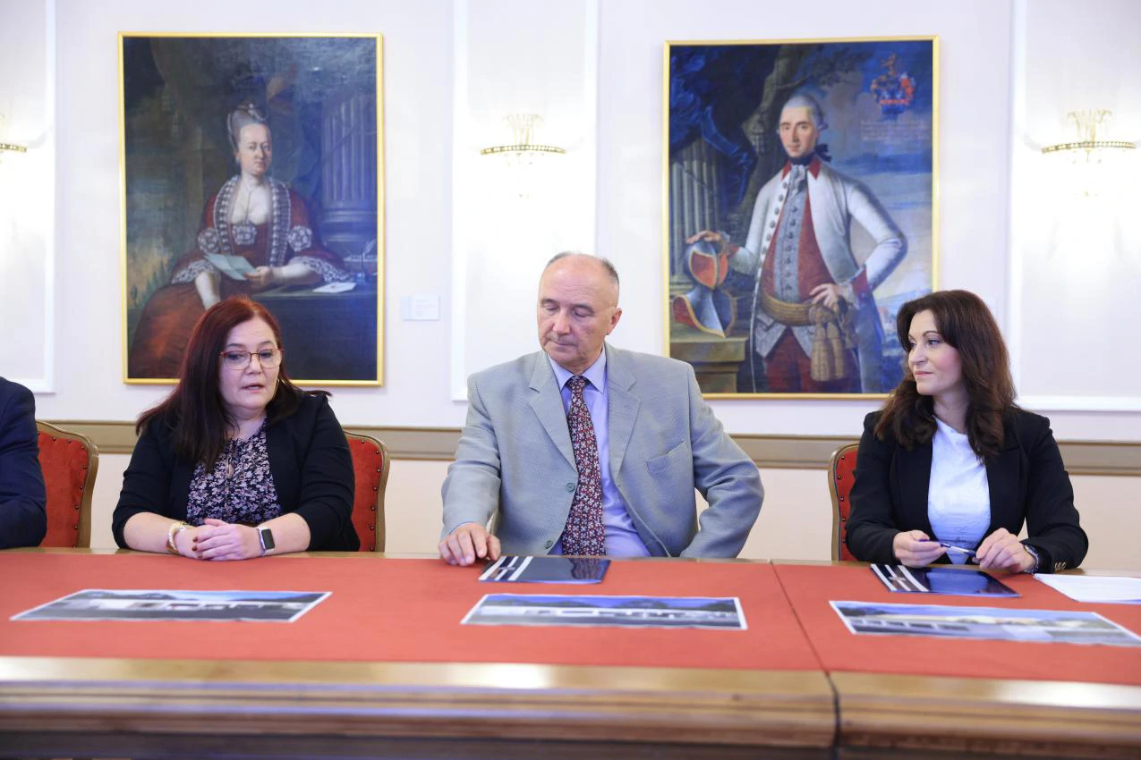 potpisivanje ugovora