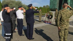 Vijenci i svijeće u Vukovaru