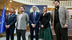 Guverner Hrvatske narodne banke Boris Vujčić dodijelio je nagrade autorima najušpjesnijih dizajnerskih rješenja hrvatskih eurokovanica