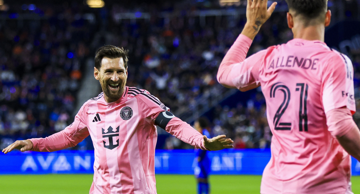 Lionel Messi i Tadeo Allende  