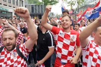 Hrvatski navijači u Rotterdamu, Foto: Marko Lukunic/PIXSELL