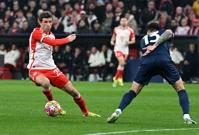 Thomas Mueller i Alessio Romagnoli, Foto: Angelika Warmuth/REUTERS