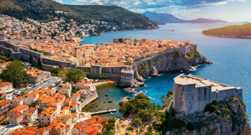 Turista u kolovozu došlo isto kao lani, noćenja 2 posto manje