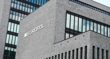 Europol: Svaki treći osumnjičenik za terorizam mlađi od 20 godina