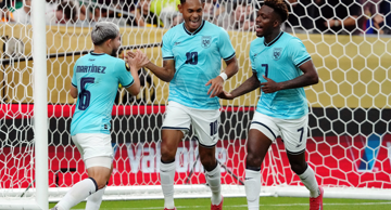 Ismael Diaz i suigrači iz Paname