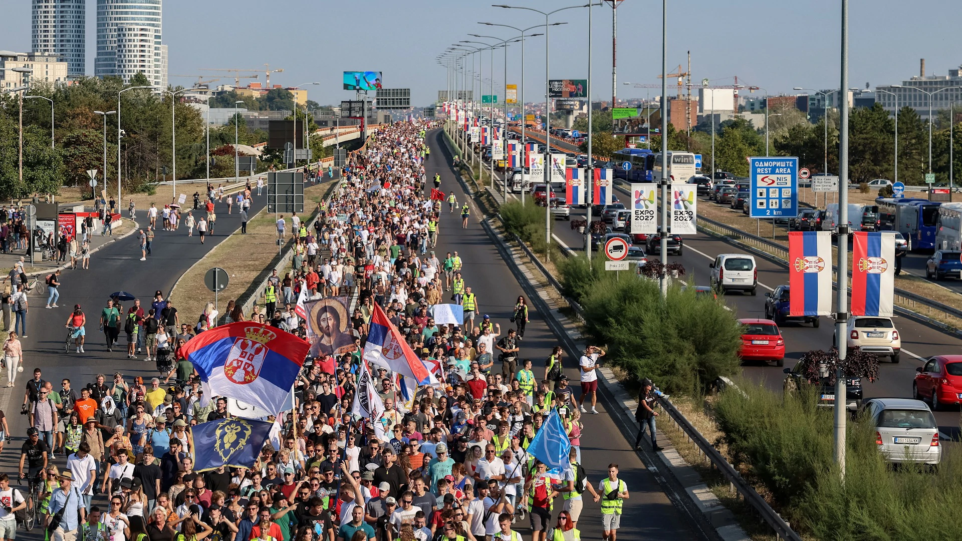 Srbijanski studenti poručili Vučiću: Indeks je jači od pendreka - HRT
