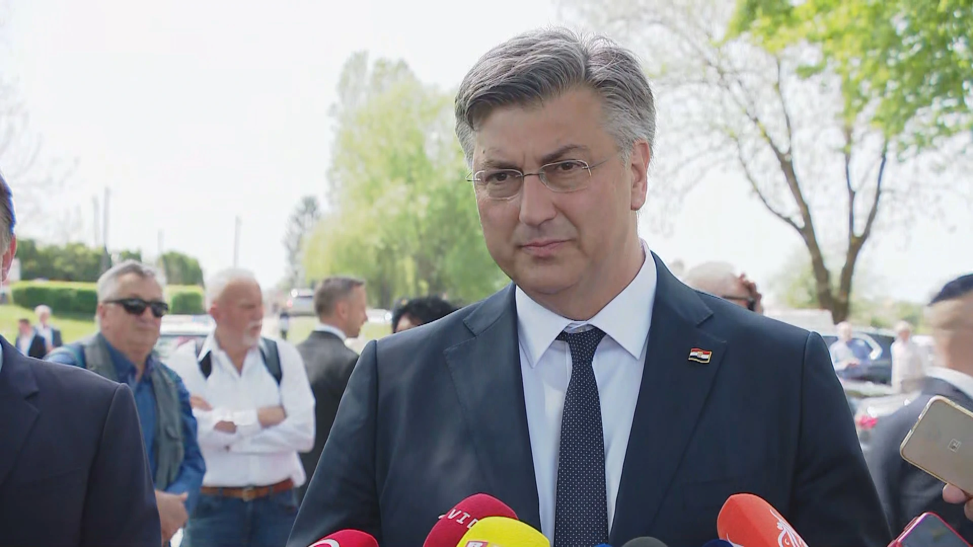 Plenković: Moguće da na dan Papina pogreba proglasimo dan žalosti