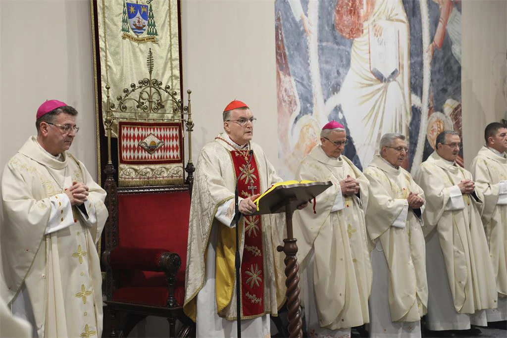 Kardinal Bozanić predvodio misu zahvalnicu na kraju građanske godine