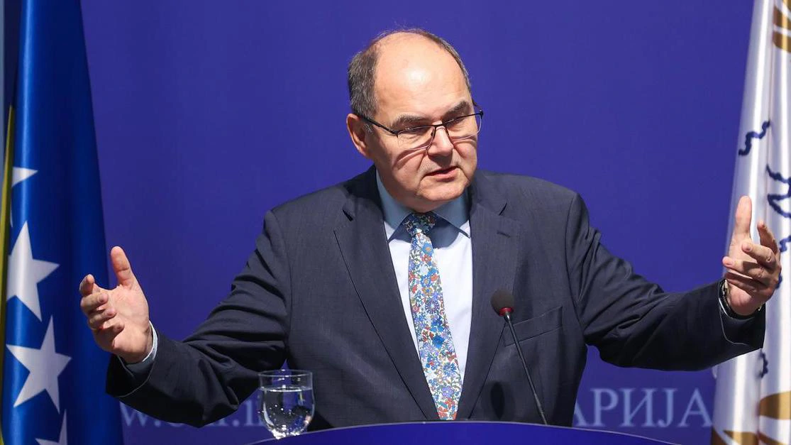 Schmidt: Amerikanci mi nisu prijetili crnom listom