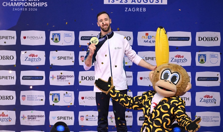 Avetisjanu zlato na krugovima, Targhetti na konju s hvataljkama