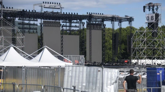 Pozornica za Thompsonov koncert u Sinju