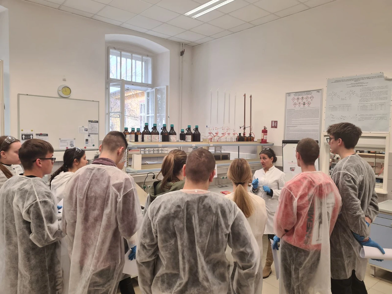 Škola kemije, Foto: PTF/-