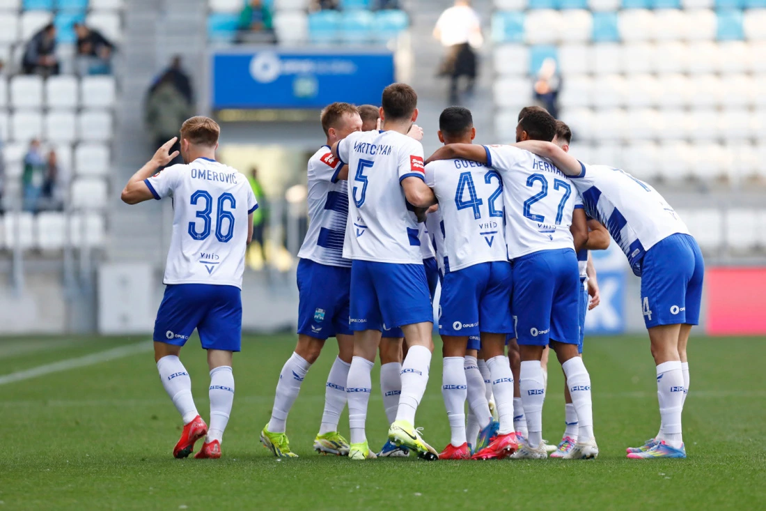 Slavlje igrača Osijeka, Foto: Vlado Kos/CROPIX