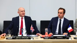 Britanski i francuski ministri obrane John Healey i Sebastien Lecornu