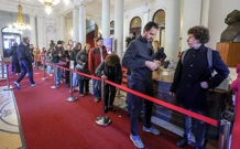 Prodaja karata za Orašar, Foto: Sanjin Strukic/PIXSELL