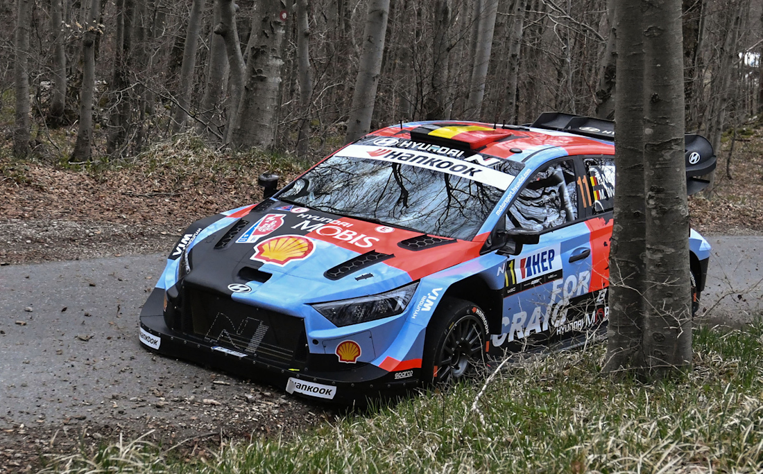 Neuville pred pobjedom na WRC Croatia Rallyju