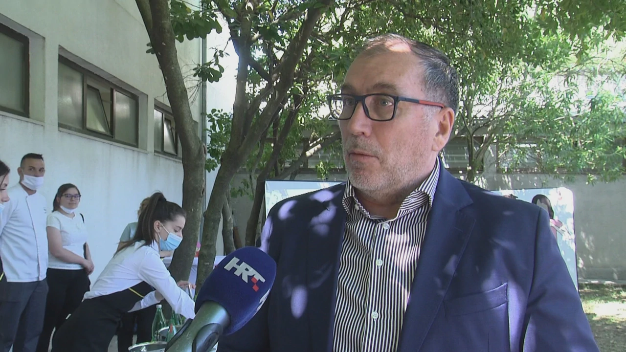 Ivo Bilić, ravnatelj Turističko-ugostiteljske škole Split, Foto: Regionalni dnevnik/IMS/HTV/HRT