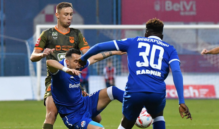 Osijek - Slaven Belupo, Luka Jelenić 