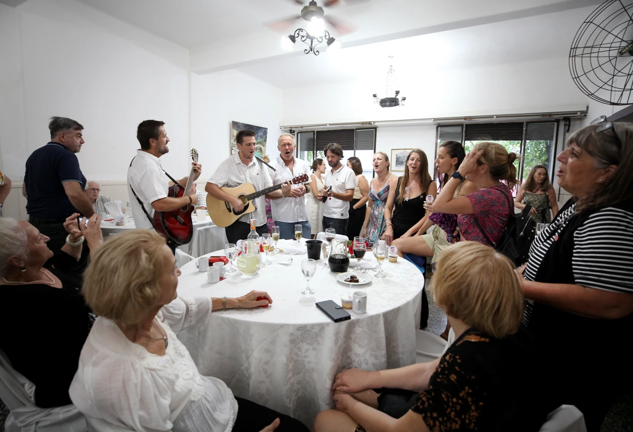 Legende AR tribute na čijem su repertoaru brojna djela Olivera Dragojevića