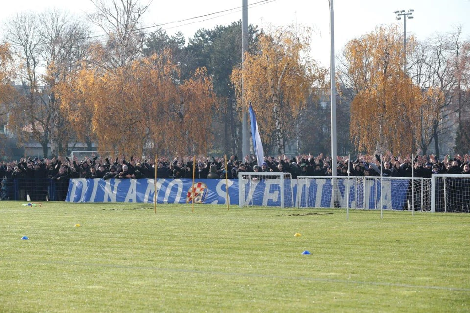 Trening Dinama praćen bučnim navijačima, Foto: GNK Dinamo/.