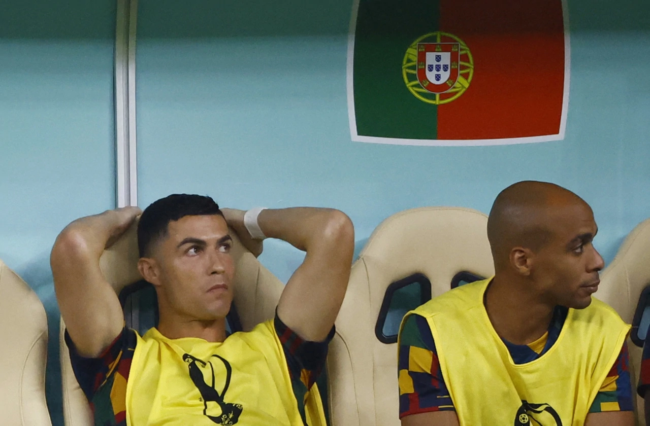 Cristiano Ronaldo na klupi za zamjene 