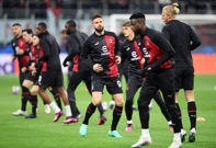 Zagrijavanje uoči Milan - Napoli, Foto: Daniele Mascolo/REUTERS