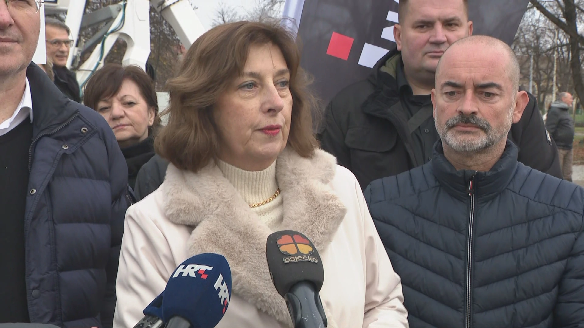 Lozo: Imamo 10 tisuća potpisa, ali nastavljamo ih prikupljati