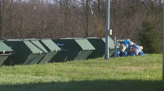 Kontejneri za smeće u Ivancu