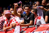 Hrvatski navijači uoči utakmice, Foto: Marko Lukunic/PIXSELL