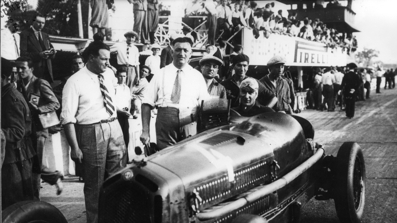 Ponedjeljak, 3. kolovoza na Trećem , Foto: Enzo Ferrari, crveno i crno/dokumentarni film 