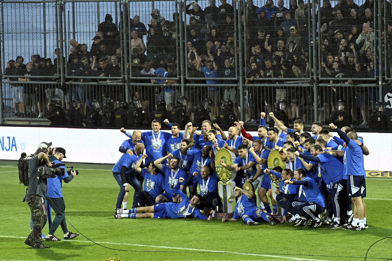 Fotografiranje nakon osvajanja Kupa, Foto: Ronald Gorsic/CROPIX