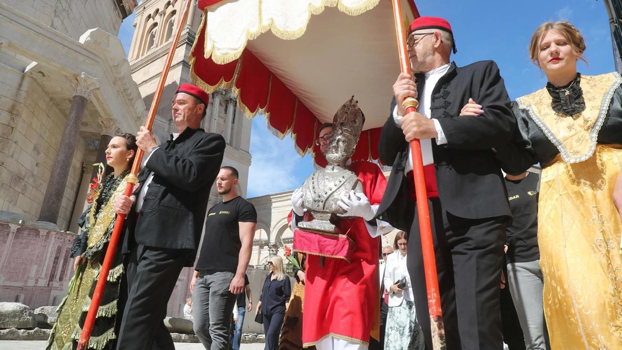 Procesija povodom blagadana sv. Dujma , Foto: Ivo Cagalj/Pixsell