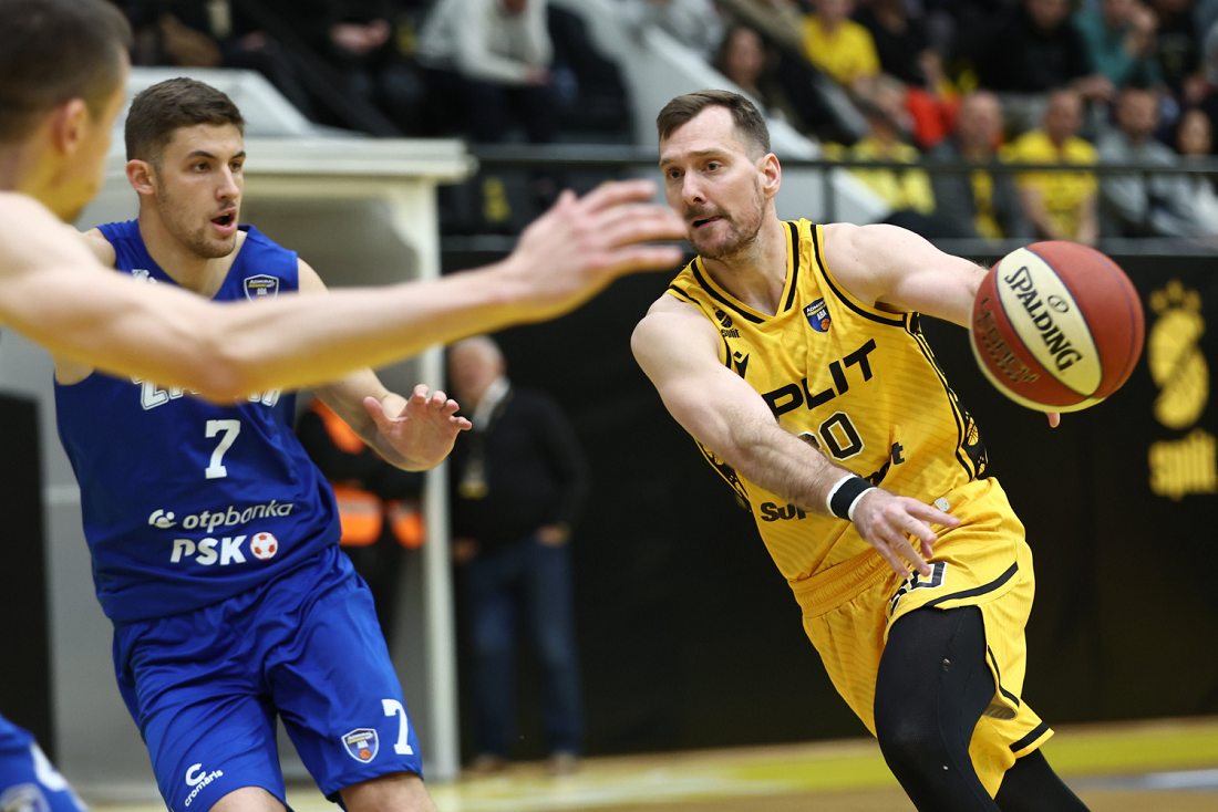 Košarkaši Zadra uvjerljivo pobijedili Split u gostima