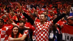 Hrvatski navijači na utakmici s Danskom