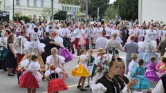 Moravski Hrvati u narodnim nošnjama privukli pozornost na velikoj proslavi u Břeclavu, Foto: Veleposlanstvo Republike Hrvatske u Pragu/Glas Hrvatske 