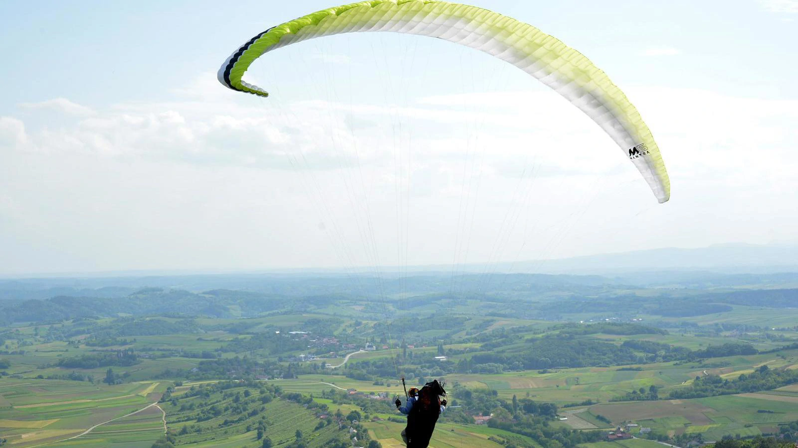 Paraglajder, ilustracija