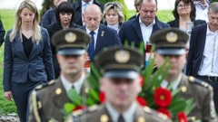 Polaganje vijenca za nestale i zatočene branitelje