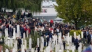 U Sarajevu pokopan Halid Bešlić, tisuće ljudi na posljednjem ispraćaju