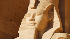 Arheolozi u Egiptu iskopali dio goleme statue Ramzesa II.
