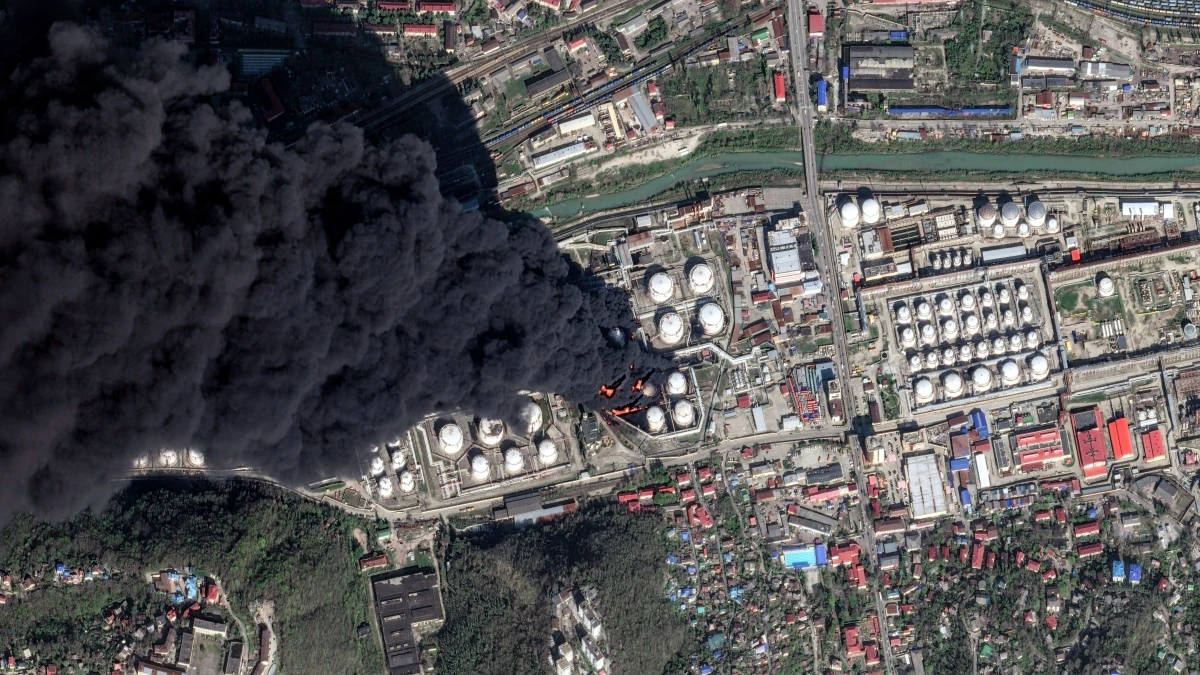 Požar na naftnom terminalu u ruskoj regiji Krasnodar