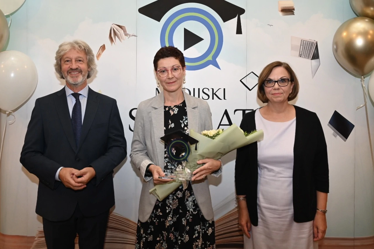 Knjižničarka Jasenka Marmilić primila nagradu